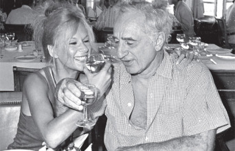 ΕΛΙΑ ΚΑΖΑΝ - ΑΛΙΚΗ ΒΟΥΓΙΟΥΚΛΑΚΗ