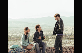 Γύρισμα στον Λυκαβηττό με τους 3 πρωταγωνιστές της ταινίας, Όμηρο Πουλάκη, Προμηθέα Αλειφερόπουλο, Ηρώ Μπέζου