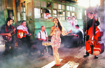 Η The Speakeasies Swing Band φωτογραφημένη από την Ani Jo