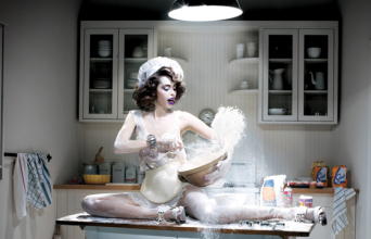 Μaybelline February, Glam Domestic Goddess