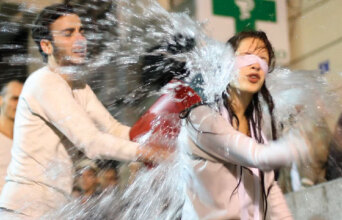 Λάμπρος Φιλίππου - YIANNEIS / Διονυσίου Σολωμού, Ύμνος εις την Ελευθερίαν