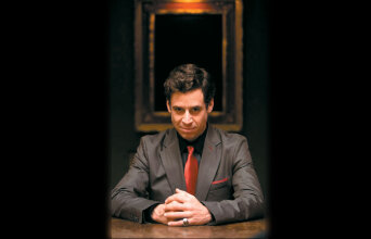 Γιάννης Σαρακατσάνης