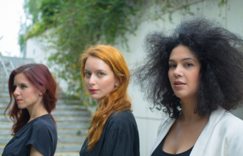 Lou is, Νalyssa Green, Sugahspank!