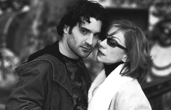 Κλείσε τα μάτια: H «A.V.» αποκαλύπτει με περηφάνια τη συνέχεια και το τέλος της σειράς που συγκλόνισε Ευρώπη και Αμερική.