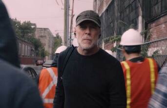 Glass / Bruce Willis