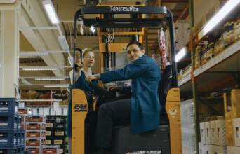 Στους διαδρόμους - In The Aisles