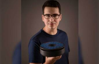 Βαγγέλης Καραθάνος