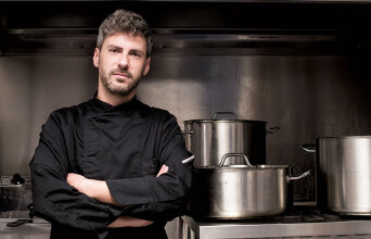 Μανώλης Παπουτσάκης 