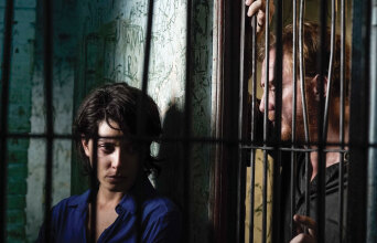 «Μια ιδιαίτερη οικογένεια (A Sort of Family)» του Ντιέγκο Λέρμαν