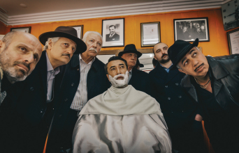 Ποιος σκότωσε τη Λαίδη Γουίνσλεϊ; (Who Killed Lady Winsley?)