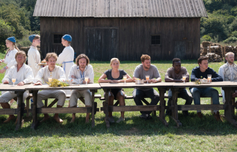 «Μεσοκαλόκαιρο» του Άρι Άστερ