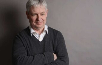 Τζόναθαν Κόου