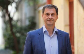 Χάρης Θεοχάρης