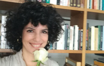 Αντιγόνη Ζόγκα