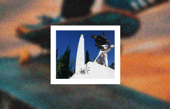 Τα γκράφιτι στο άγαλμα της Αθήνας δεν τα κάνουμε εμείς! Μπορεί ο Δήμος να τα καθαρίσει για τη γιορτή μας;