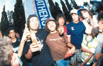 Το best trick (Γιώτης Κουρτσόγλου) και το α’ βραβειο (Giorgio Νταβός) aγκαλιά με τα αγαλματάκια τους!