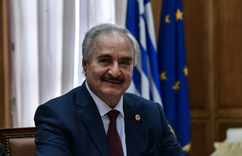 ΠΡΩΘΥΠΟΥΡΓΟΣ ΚΥΡΙΑΚΟΣ ΜΗΤΣΟΤΑΚΗΣ ΕΠΙΚΕΦΑΛΗΣ ΛΙΒΥΚΟΣ ΕΘΝΙΚΟΣ ΣΤΡΑΤΟΣ LNA ΧΑΛΙΦΑ ΧΑΦΤΑΡ ΣΤΡΑΤΑΡΧΗΣ