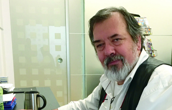 Ο Νίκος Μανούσος από τις Εκδόσεις Anubis