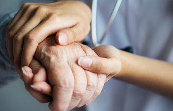 Εν μέσω της πανδημίας της COVID-19 η Novartis στηρίζει τους εργαζομένους της και το Εθνικό Σύστημα Υγείας.