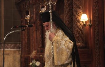 Αφορισμένοι κι αναμάρτητοι