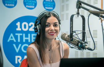 Χαρούλα Νικολαΐδου 