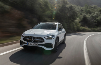 Νέα Mercedes Benz GLA
