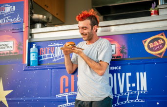 Τι φάγαμε στο Drive In Λυκαβηττού 