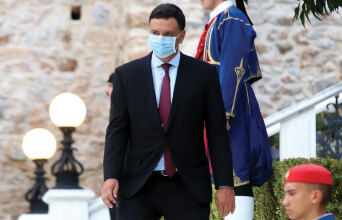 Ο Υπουργός Υγείας Βασίλης Κικίλιας μιλάει στην Athens Voice