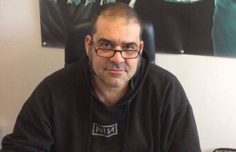 Ο Nίκος Χατζόπουλος από τις Εκδόσεις Οξύ