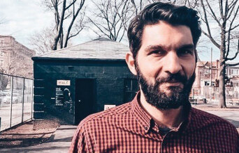 Ο Βασίλης Βαρδάκας από τις Εκδόσεις Key Books