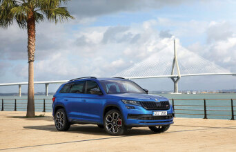 Μπλε αυτοκίνητο Skoda