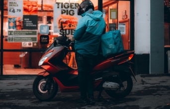 Οι ντελιβεράδες της Αθήνας