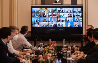 Συνεδρίαση με τηλεδιάσκεψη του υπουργικού συμβουλίου ©EUROKINISSI/ΓΡΑΦΕΙΟ ΤΥΠΟΥ ΠΡΩΘΥΠΟΥΡΓΟΥ/ΔΗΜΗΤΡΗΣ ΠΑΠΑΜΗΤΣΟΣ