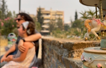 Ο Στάθης Δρογώσης και η κόρη του, Ανδριάνα Δρογώση