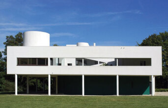 Λευκό κτίριο