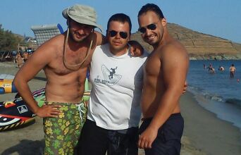 Ο Κωνσταντίνος Θωμόπουλος (επιχειρηματίας, ιδρυτής της Theta Clothes)