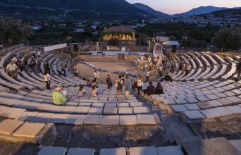 Το θέατρο της Μικρής Επιδαύρου