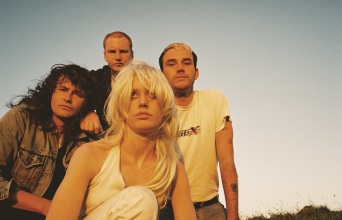 Το συγκρότημα Amyl and The Sniffers