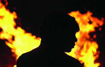 Κριτική ταινίας: Χαρακτηριστικά γνωρίσματα (Identifying Features)