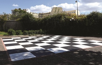 Το νέο σκάκι εδάφους που εγκαταστάθηκε στο Οικολογικό Πάρκο του Νέου Ψυχικού  