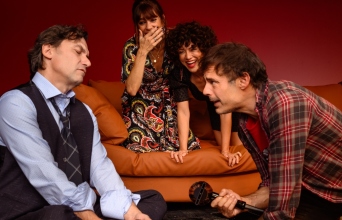 "Ο θεός της σφαγής" της Γιασμίνα Ρεζά με τους Μυρτώ Αλικάκη, Κώστα Κάππα, Δημήτρη Αλεξανδρή και Ευσταθία Τσαπαρέλη στο Θέατρο Αθηνά