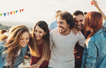 Άνθρωποι που γελούν