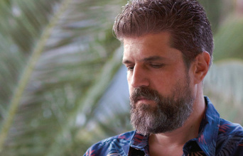 Ο Σπήλιος Λαμπρόπουλος απαντά σε 34 ερωτήσεις για την Αθήνα