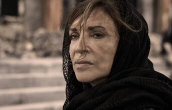 Η Μιμή Ντενίση στην ταινία «Σμύρνη μου αγαπημένη»