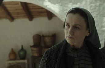 Η Καρυοφυλλιά Καραμπέτη  στην ταινία «Ο άνθρωπος του Θεού»