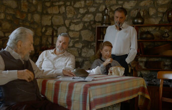 Arcadia, Champagne d’ Orient: Το ντοκιμαντέρ του Κώστα Σπυρόπουλου για την ιστορία των αδελφών Παπανικολάου