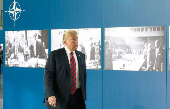 Ο Ντόναλντ Τραμπ στη Σύνοδο Κορυφής του ΝΑΤΟ