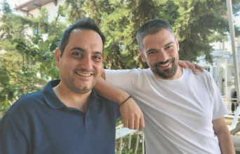 Φωτογραφία με τους Άρη Καπλανίδη και Άρη Ρουμελιώτη.