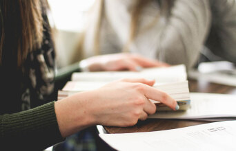 10 αστυνομικά βιβλία για το καλοκαίρι