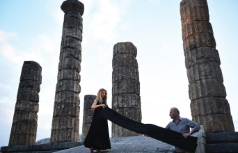H «Έξοδος - Η Τέχνη μετά την Πανδημία» του Θεόδωρου Τερζόπουλου με τη Σοφία Χιλλ στους Δελφούς
